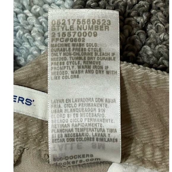 Dockers Women's Corduroy Pants Tan Straight‎ Trouser Leg Mid Rise Casual Size 8M - Picture 7 of 8